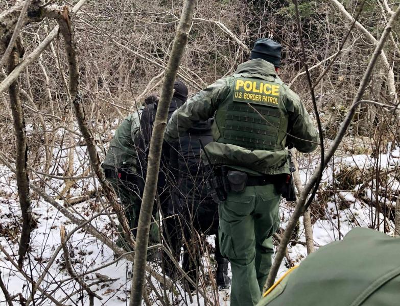 Border Patrol agents in Maine encountering a felony warrant fugitive along with the subject of a missing adn endangered person alert. 11-19-2020