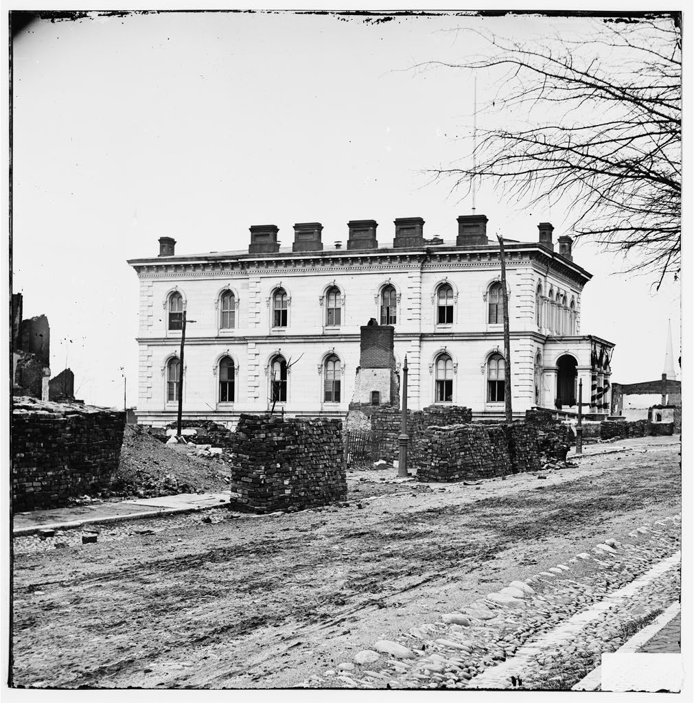 The Richmond customhouse was newly built by the federal government in 1861, but served as the Confederate Treasury during the Civil War. (Library of Congress image [LC-DIG-ppmsca-08233])