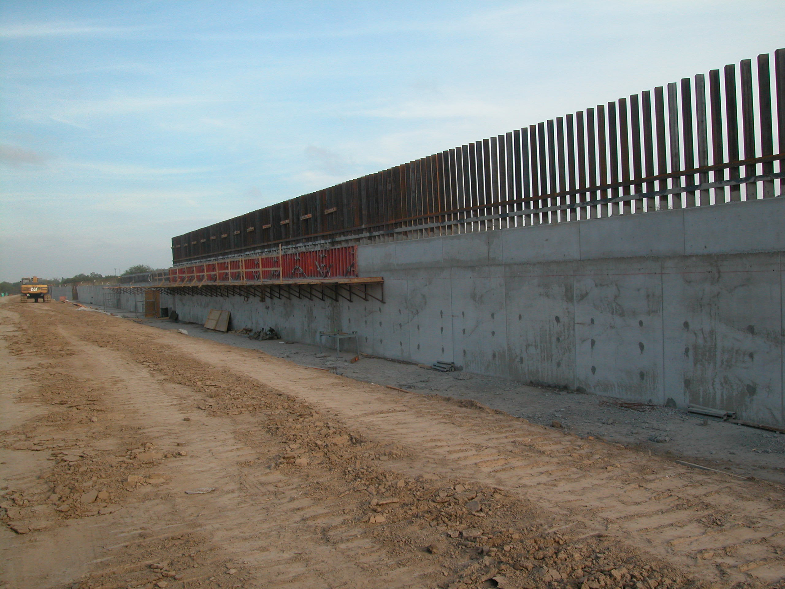 Southwest Border Fence Construction Progress
