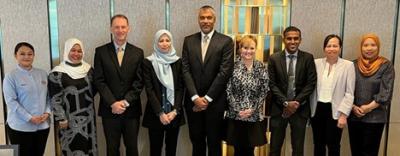 Saunders pictured with the Malaysian delegation