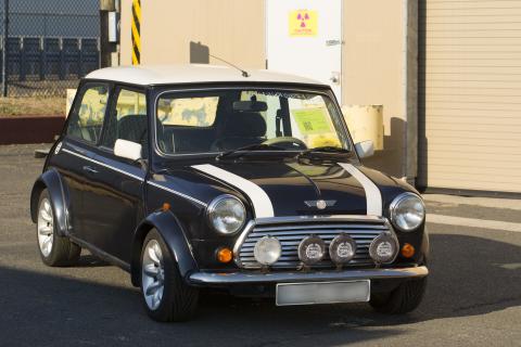 Mini Cooper with numerous violations related to importation