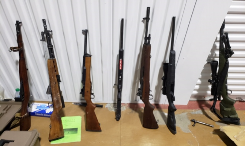 El Centro Sector Border Patrol Special Operations Detachment (SOD) and Imperial County Sheriff’s Office executed several search warrants for stolen weapons that led to the arrest of two men and a seizure of multiple dangerous weapons, ammunition, and gun magazines. 