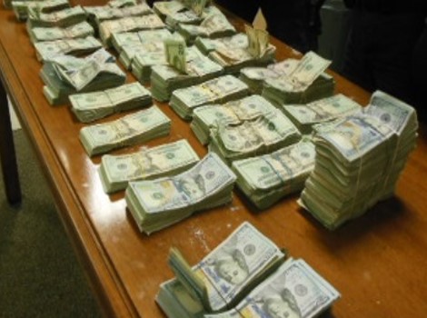 U.S. Customs Seizes Bulk Cash from 23 y/o US Citizen - Great Lakes ...