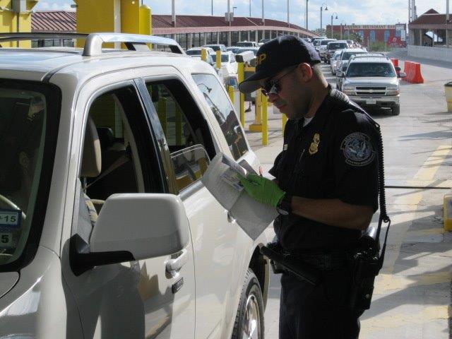 Former Texas Teacher Arrested at the Progreso International Bridge on ...