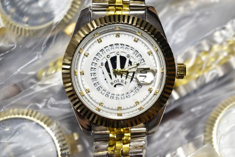 CBP officers noted the watches poor quality construction.