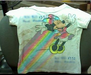 T-shirt on child that was encountered with strangers